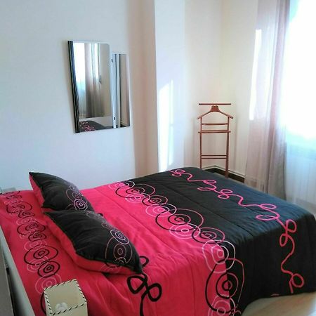 Apartamento Berceo โลโกรโญ ภายนอก รูปภาพ